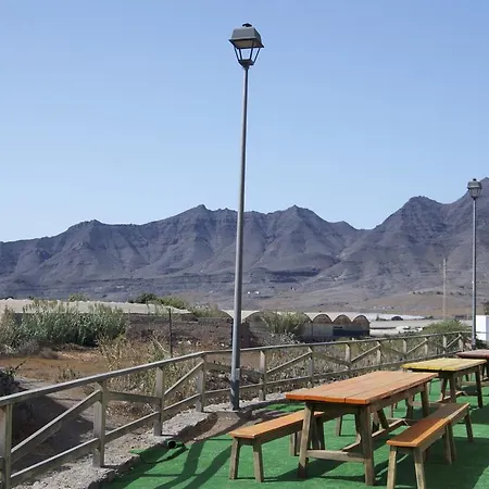 La Hoyilla - La Aldea بيت شباب *